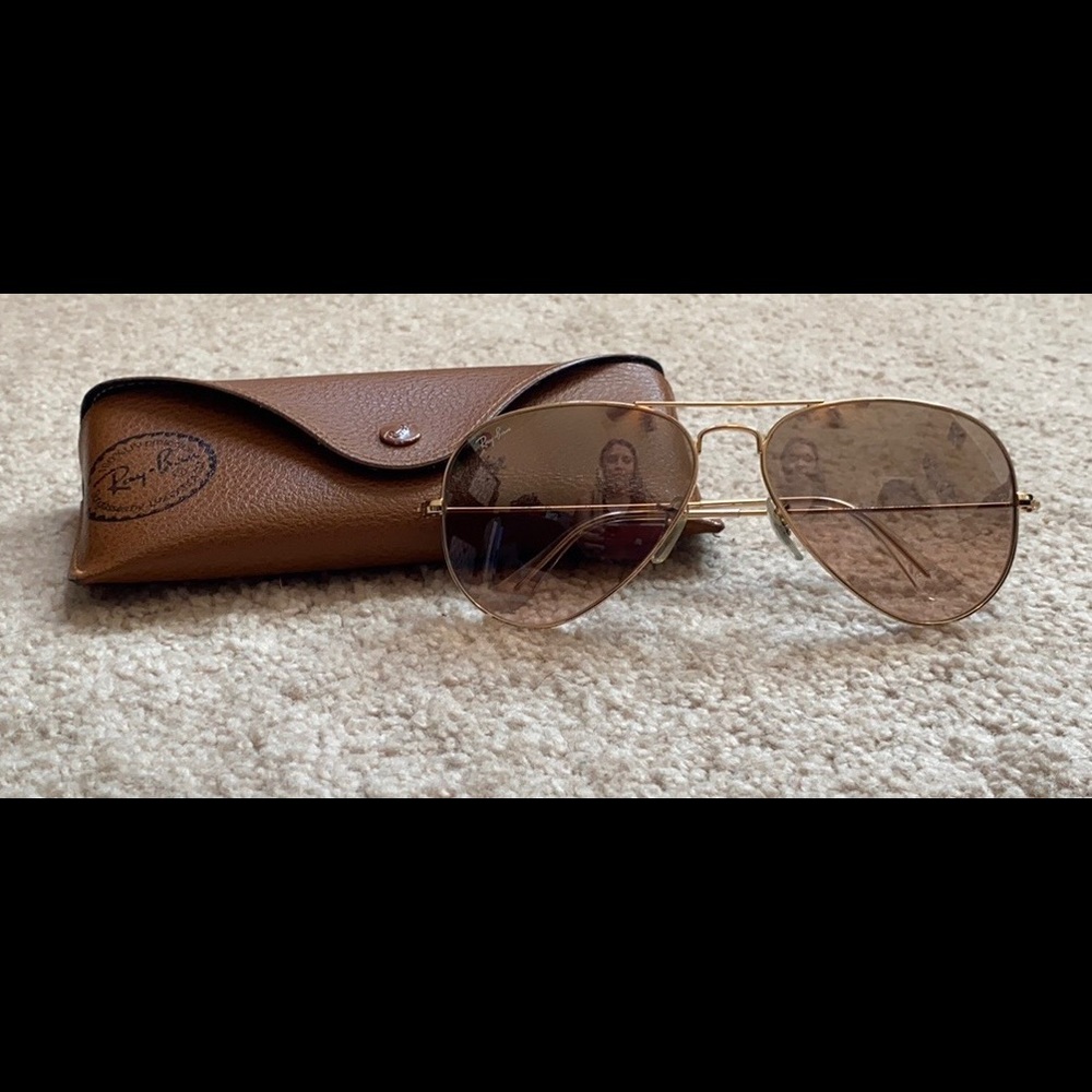 Rose gold Ray Bans